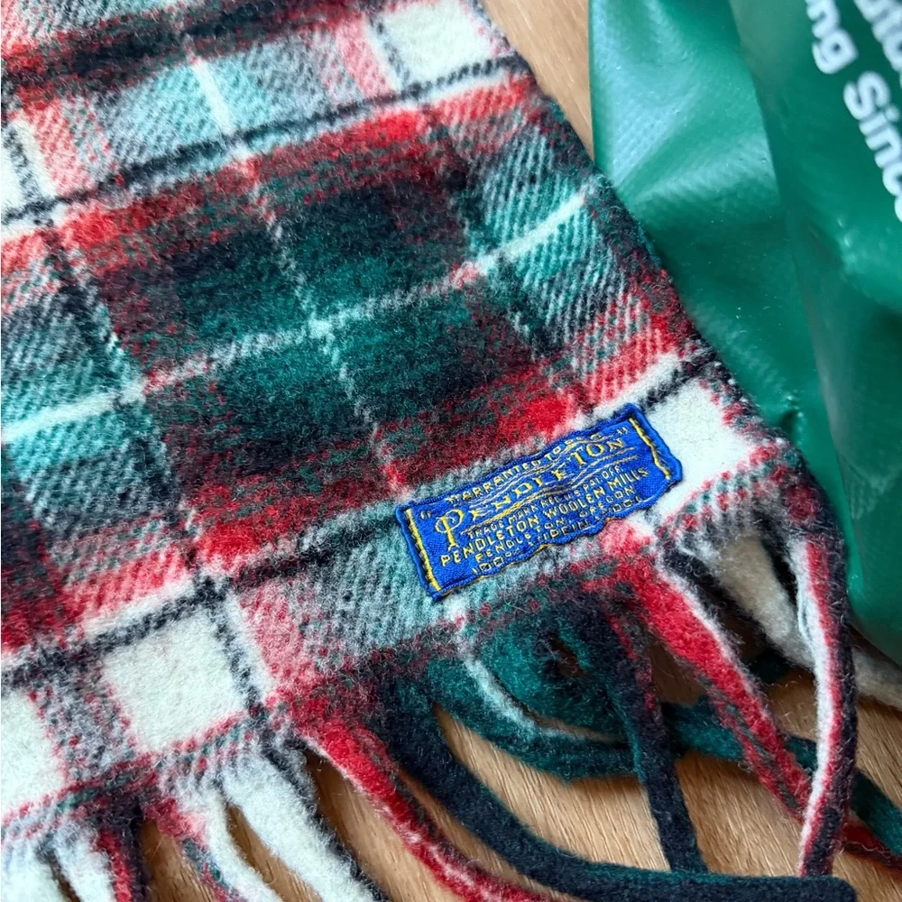 Pendleton Plaid Holiday Throw Blanket
